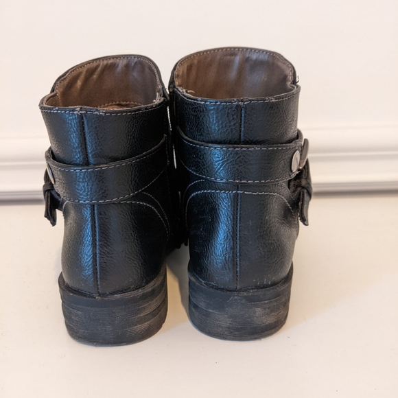 Leather Boots - Picture 2 of 5